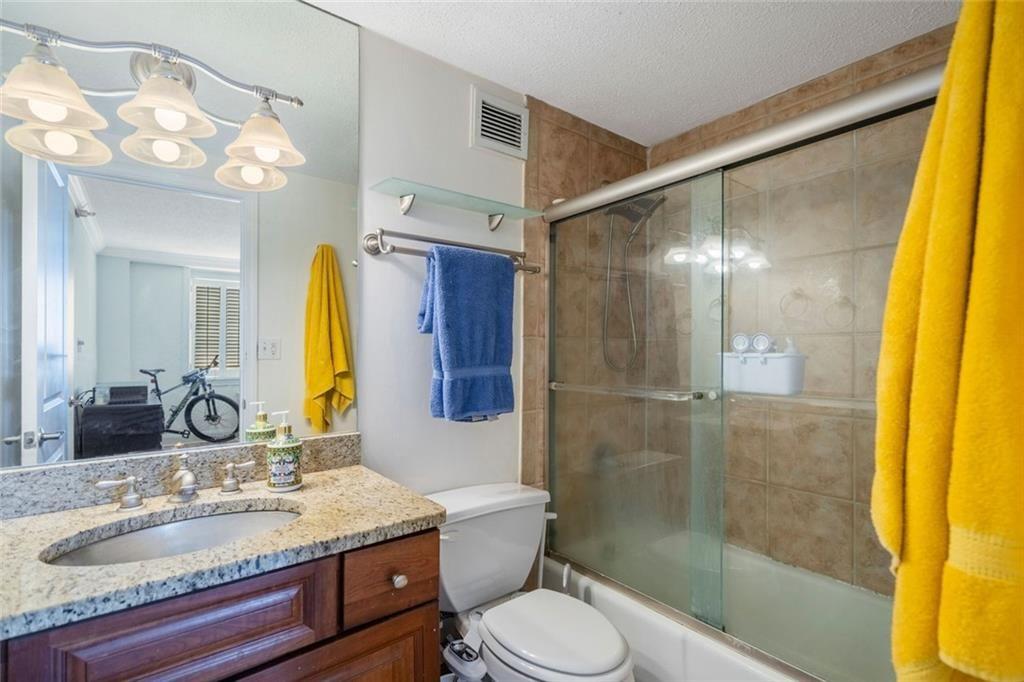 ParkLane On Peachtree - Residential