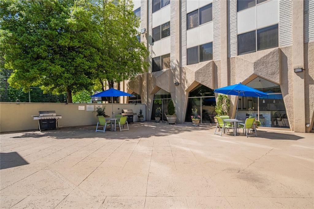 ParkLane On Peachtree - Residential