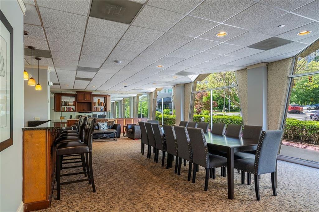 ParkLane On Peachtree - Residential