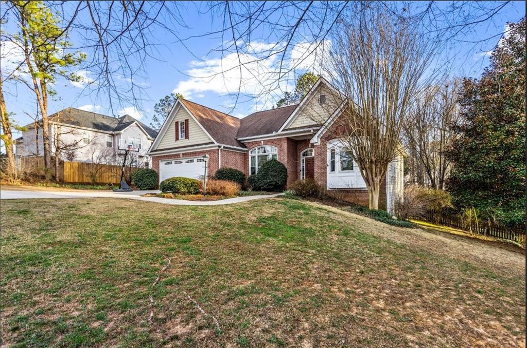 635 Piping Rock Point