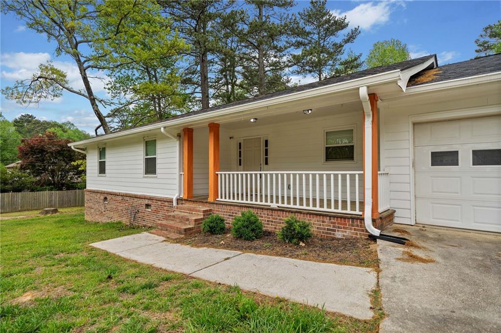 3451 Birchwood Trail, Snellville, Georgia image 6