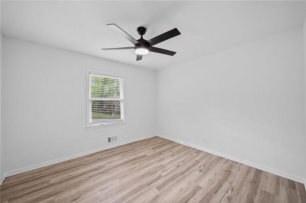 3451 Birchwood Trail, Snellville, Georgia image 28