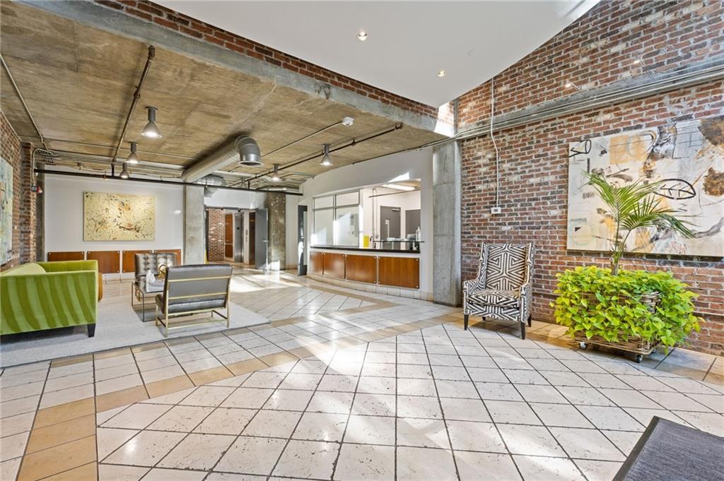 3180 Mathieson Drive NE 1401
