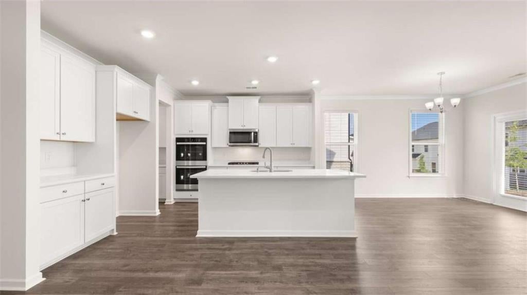 13448 Whitman Lane