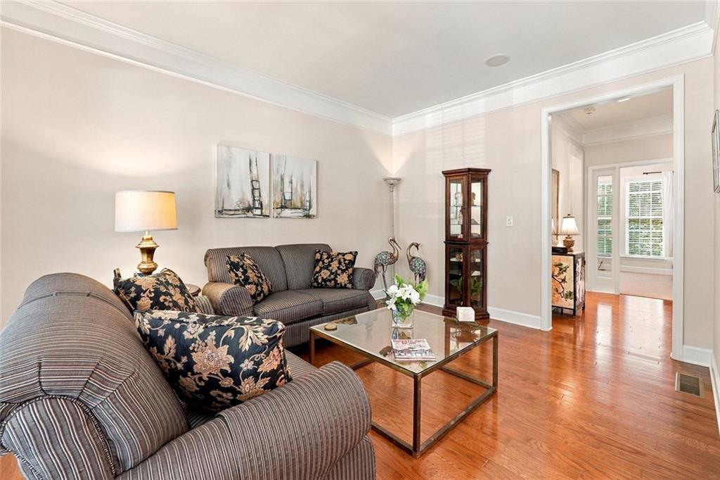 155 Edgewater Trail