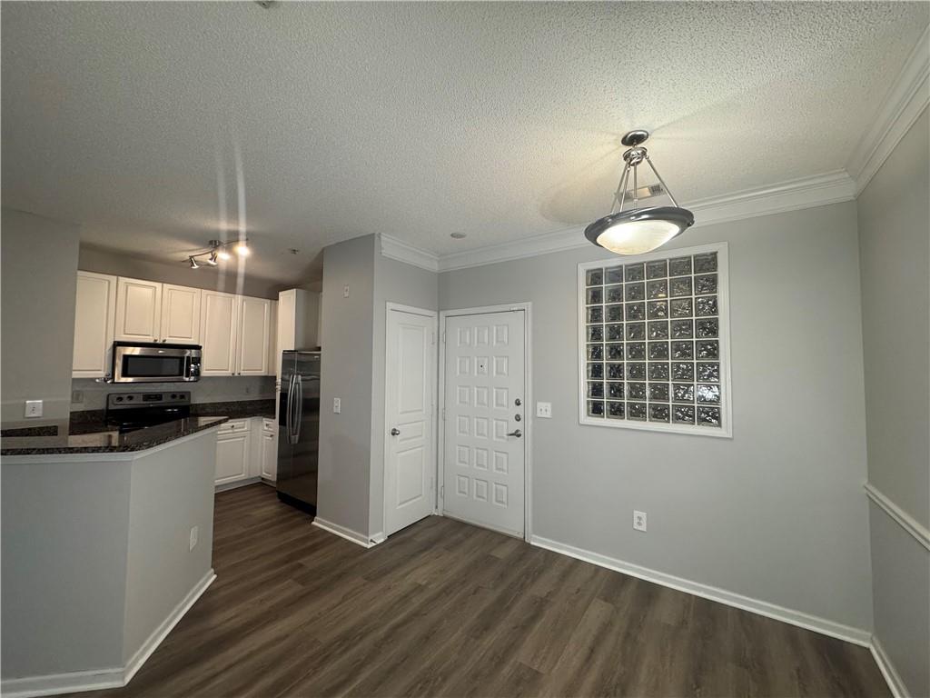 10 Perimeter Summit Boulevard NE 4211
