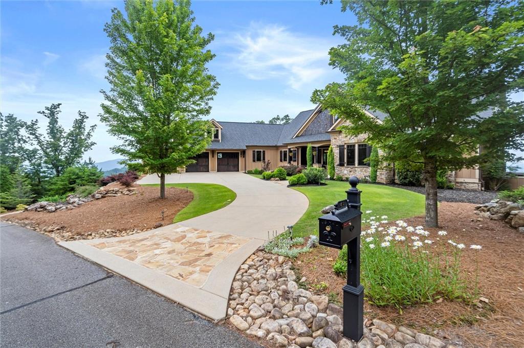49 Waterside Drive SE