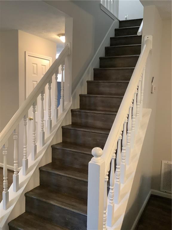 985 Romer Place, Stone Mountain, Georgia image 8