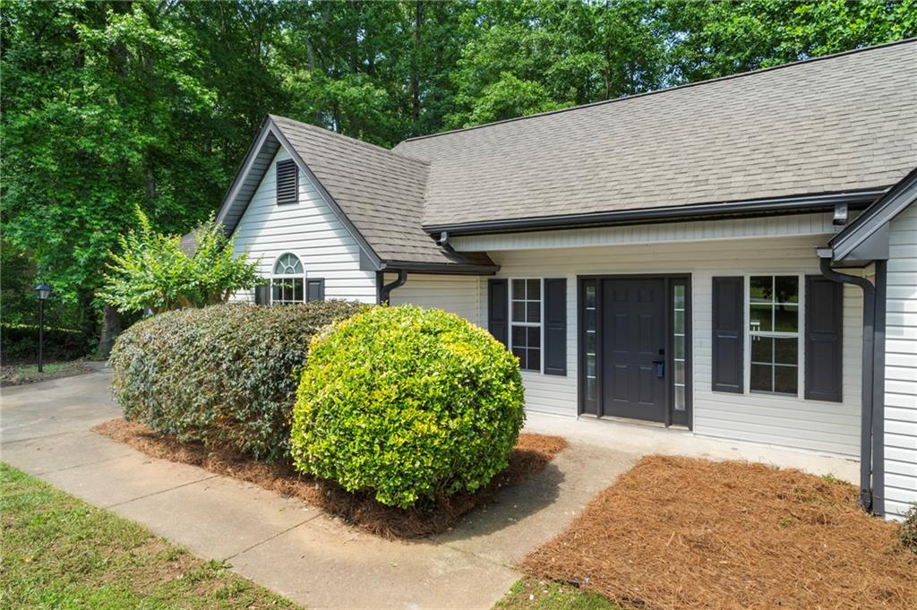 545 Willow Creek Drive, Temple, Georgia image 3