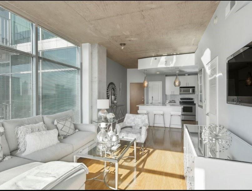 Eclipse Residential - Residential Lease