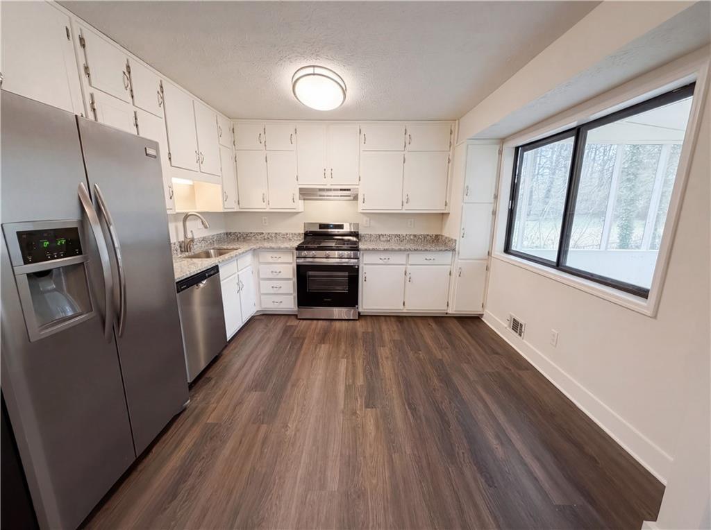 791 Cedar Lake Drive SE