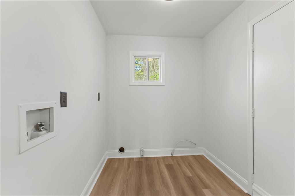 951 Lawton Street, Atlanta, Georgia image 10
