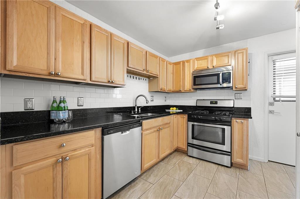 1355 Euclid Avenue NE A8