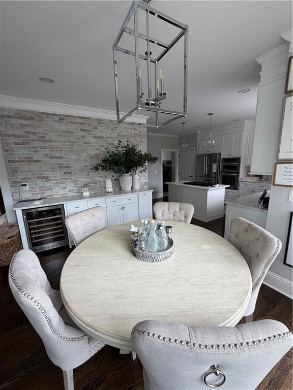 1080 Jennifer Oaks Drive