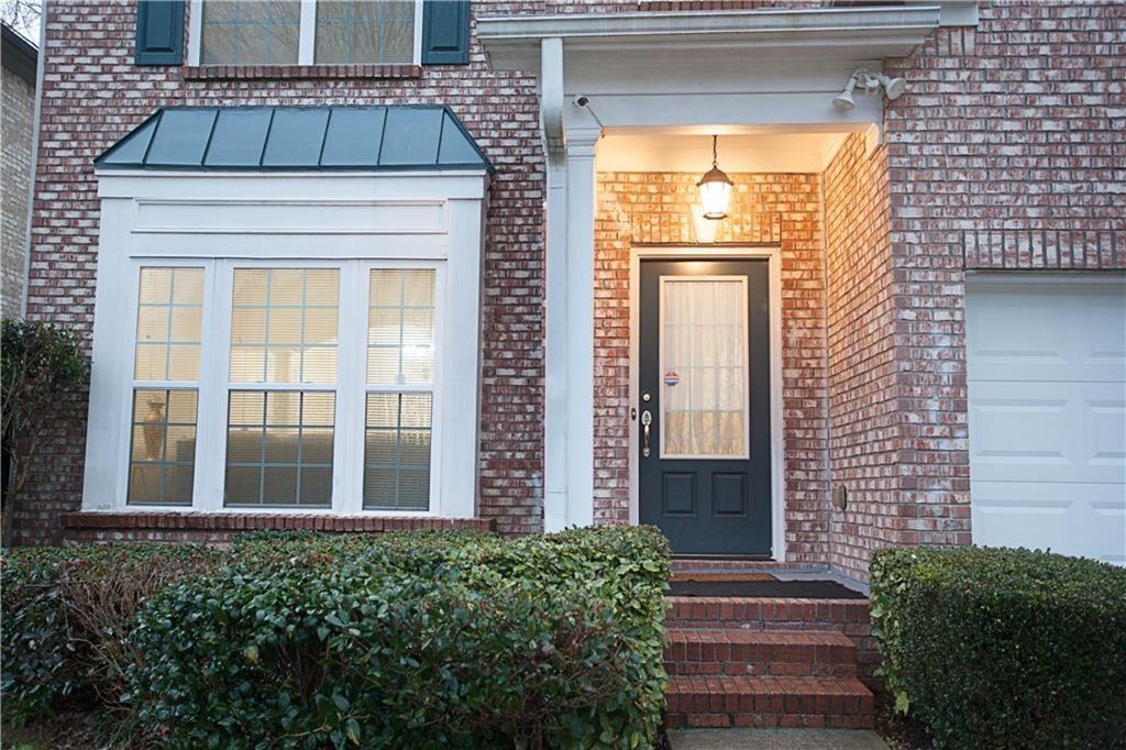 6674 Mimosa Circle, Tucker, Georgia image 2