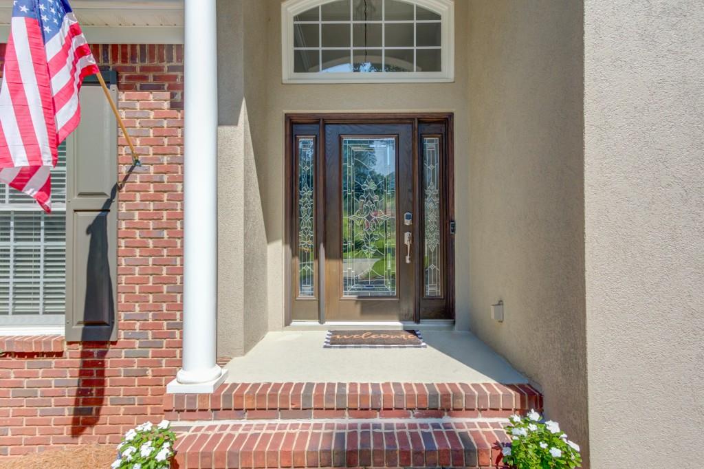 6560 Pond View Court