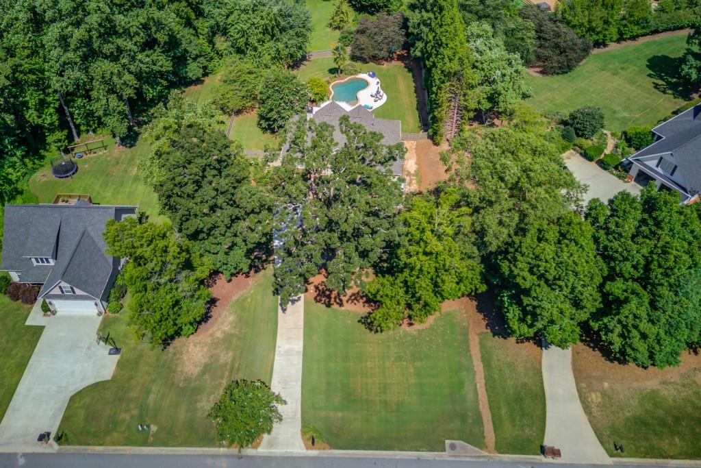 6560 Pond View Court