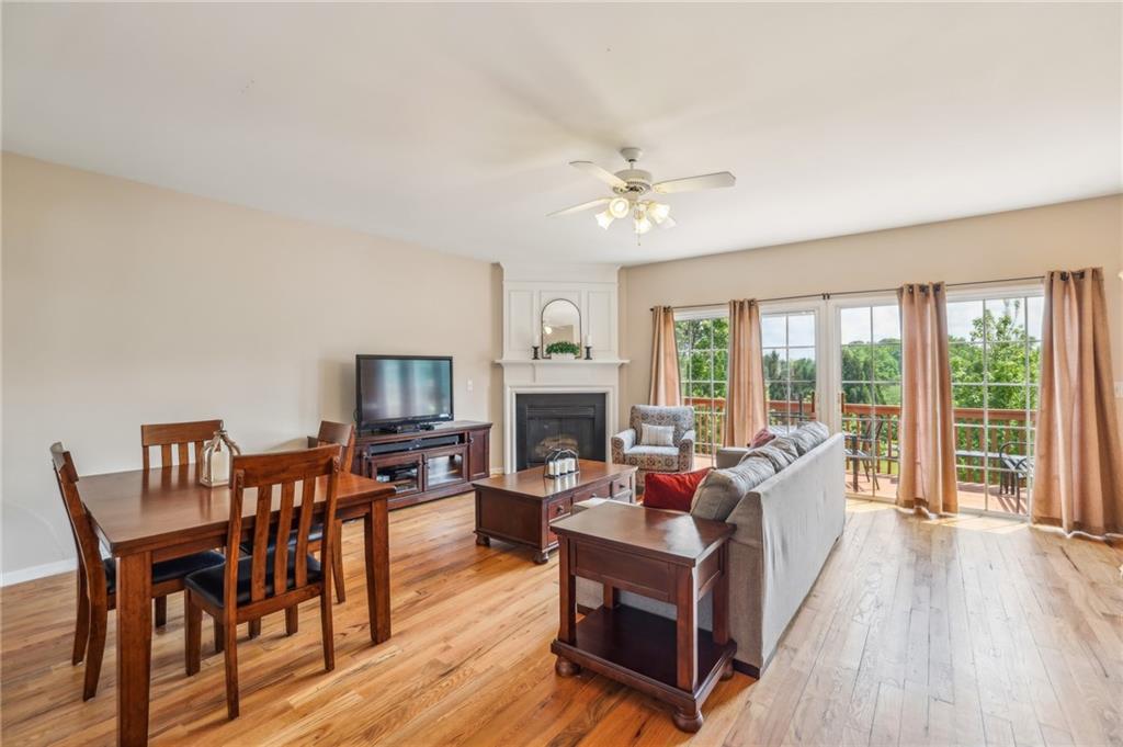 4004 Edgecomb Drive, Roswell, Georgia image 5