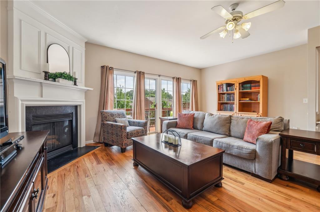 4004 Edgecomb Drive, Roswell, Georgia image 6
