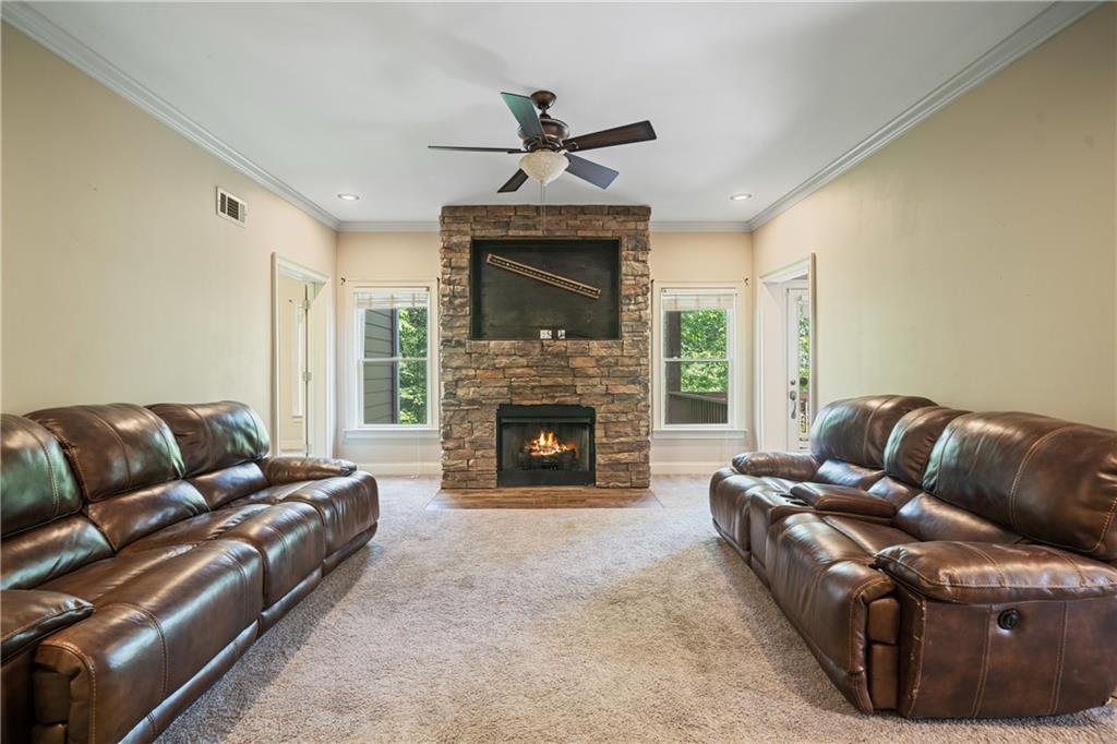 16 Creekview Drive SE
