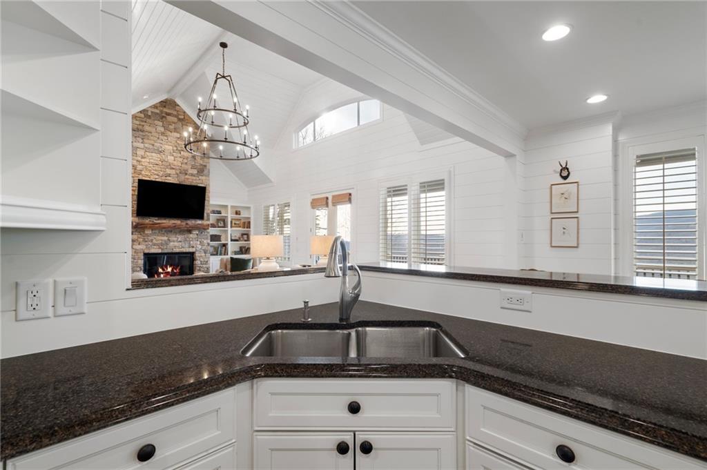 717 Mcelroy Mountain Drive, Big Canoe, Georgia image 14