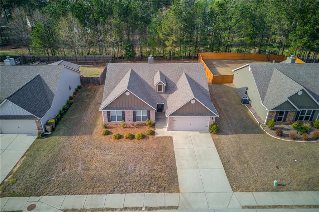 174 Livingston Court, Winder, Georgia image 2