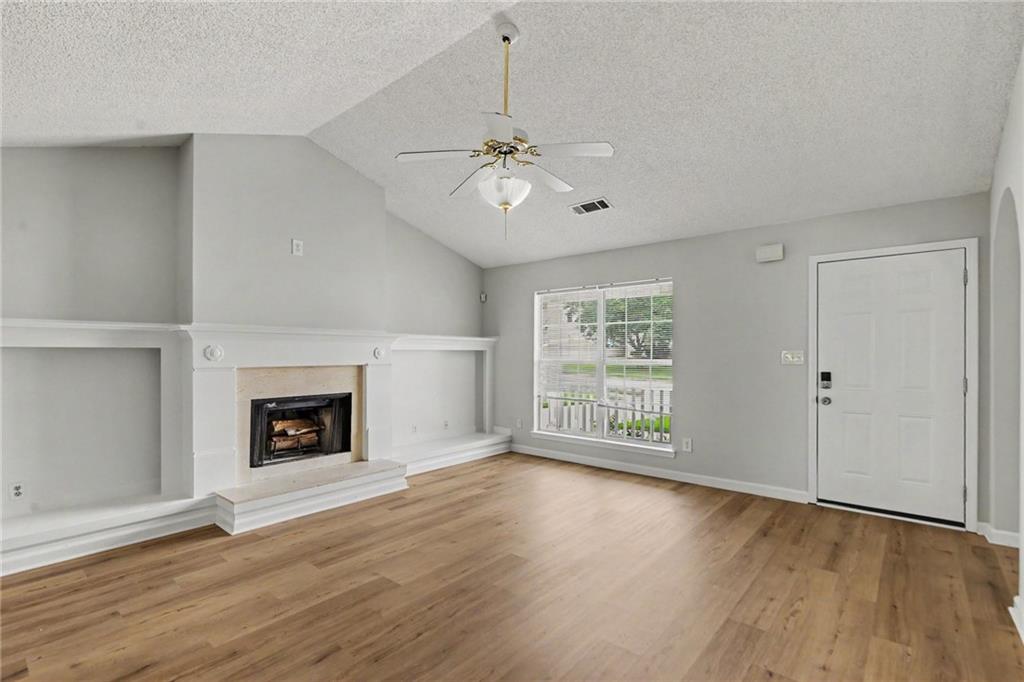 9009 Highland Pass