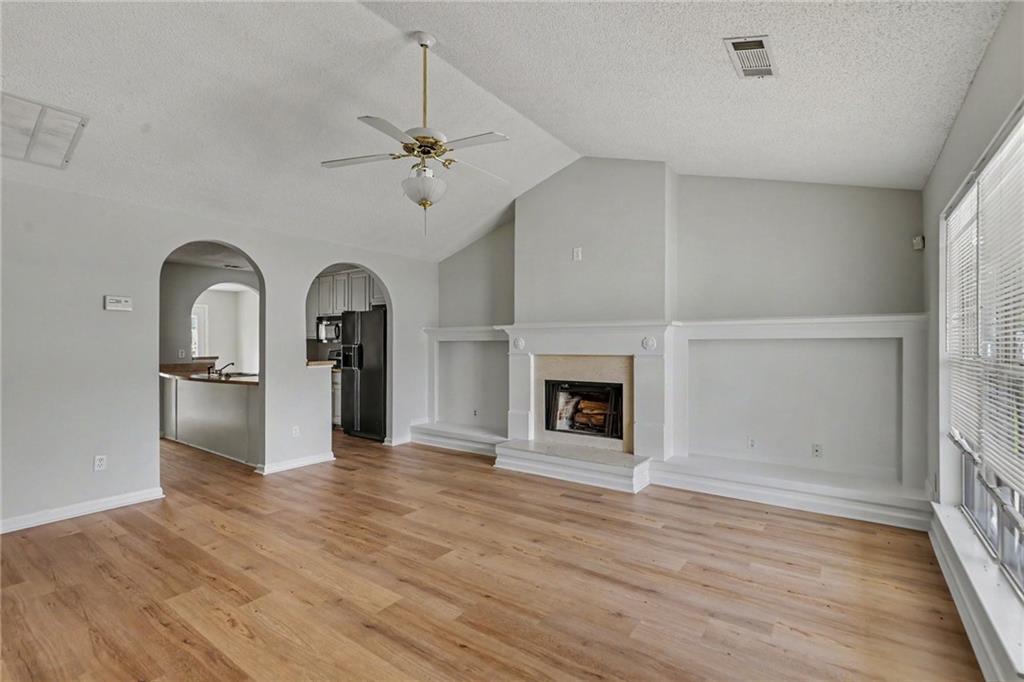 9009 Highland Pass