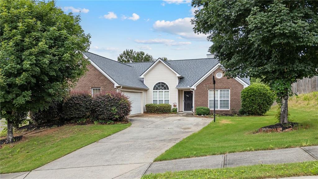 3834 Hawk Tail Drive, Loganville, Georgia image 12