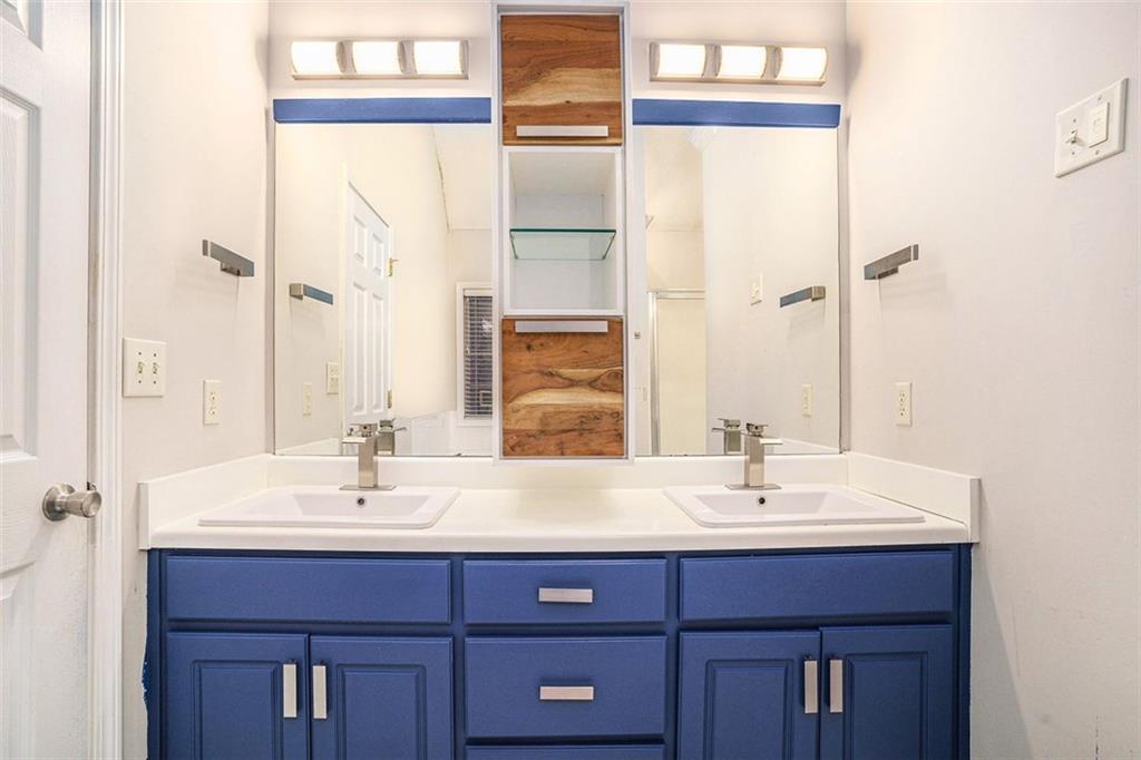 Westchester Lakes Ph B4 - Residential