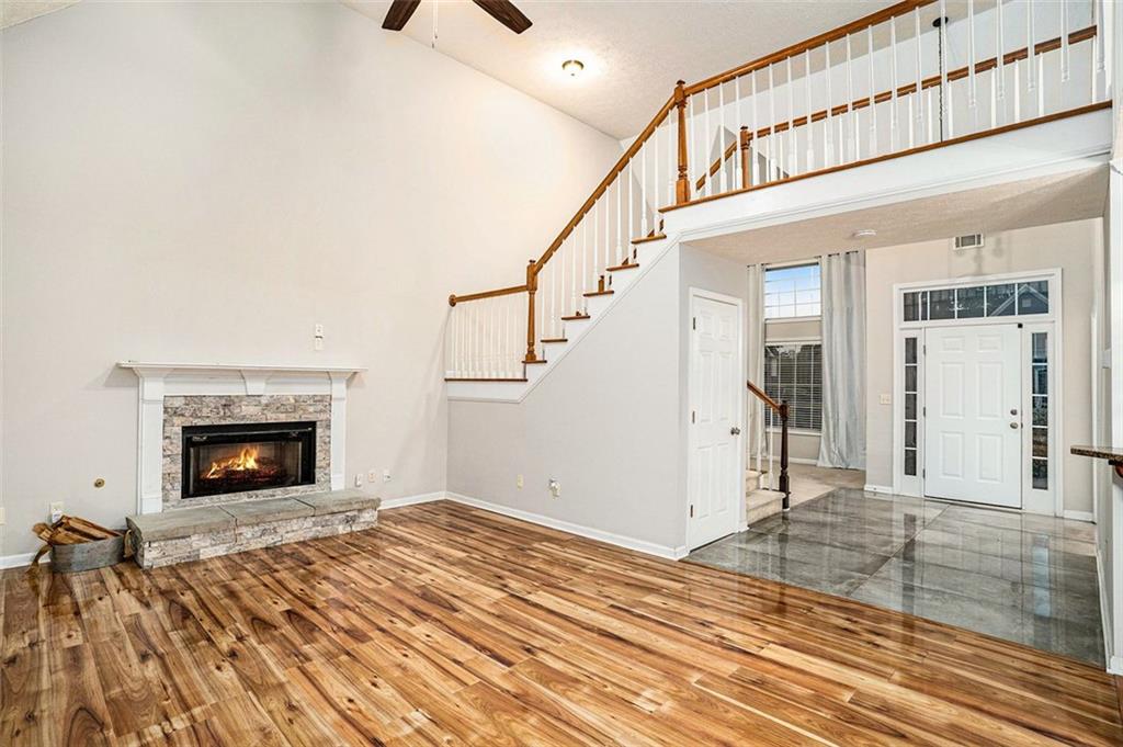 Westchester Lakes Ph B4 - Residential