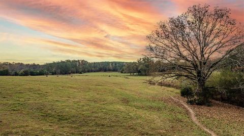 A home in Cedartown