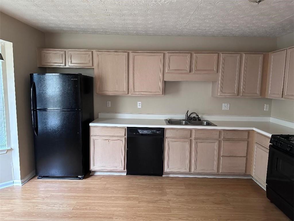 908 Vintage Pointe Drive