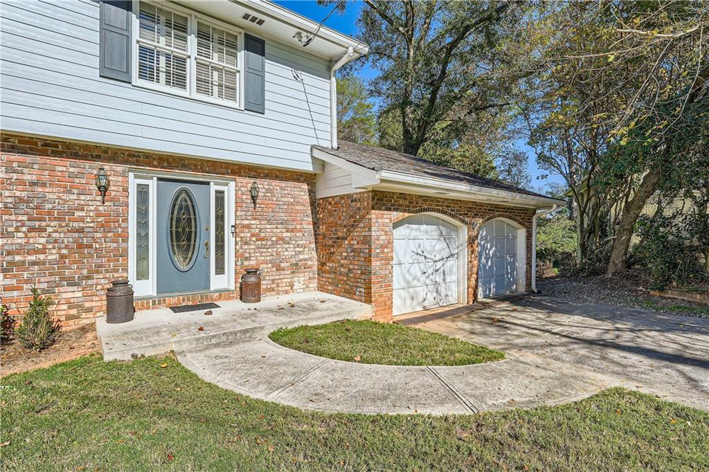 2958 Applewood Court NE