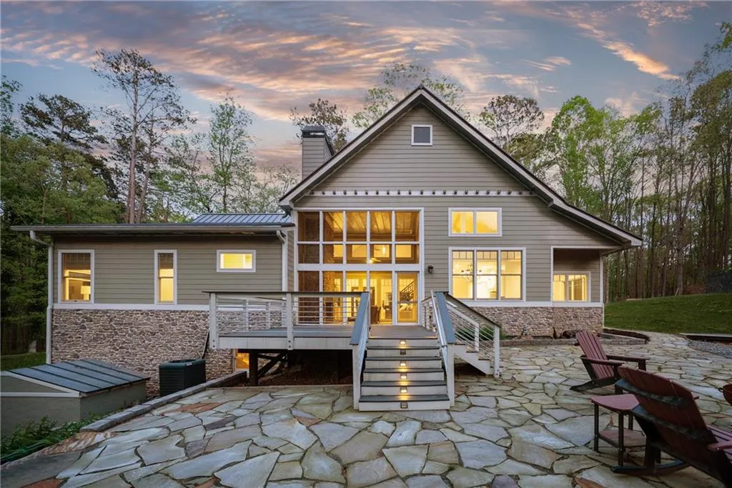 Milton, Georgia 30004, United States, 3 Bedrooms Bedrooms, ,3 BathroomsBathrooms,Residential,Pending,108685