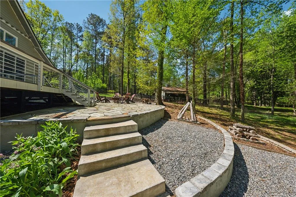 Milton, Georgia 30004, United States, 3 Bedrooms Bedrooms, ,3 BathroomsBathrooms,Residential,Pending,108685