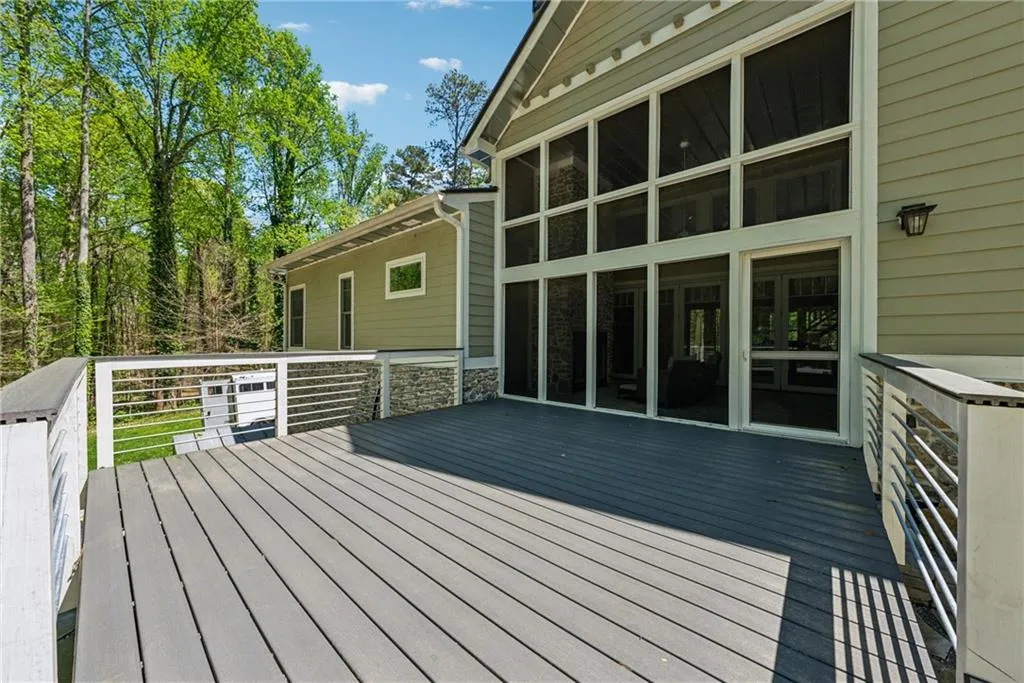 Milton, Georgia 30004, United States, 3 Bedrooms Bedrooms, ,3 BathroomsBathrooms,Residential,Pending,108685