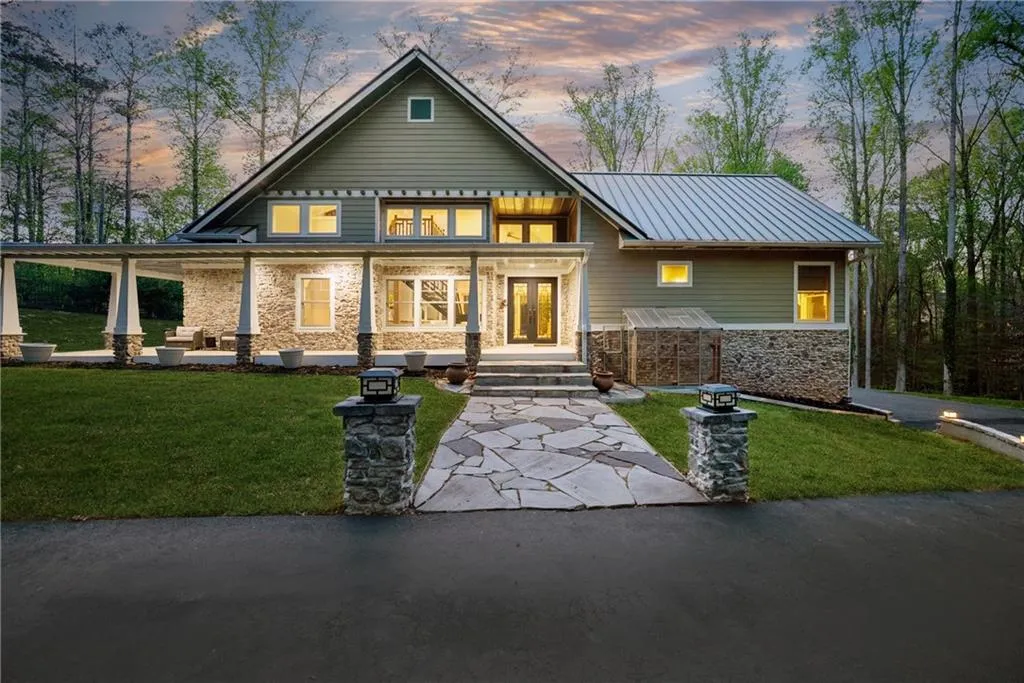 Milton, Georgia 30004, United States, 3 Bedrooms Bedrooms, ,3 BathroomsBathrooms,Residential,Pending,108685