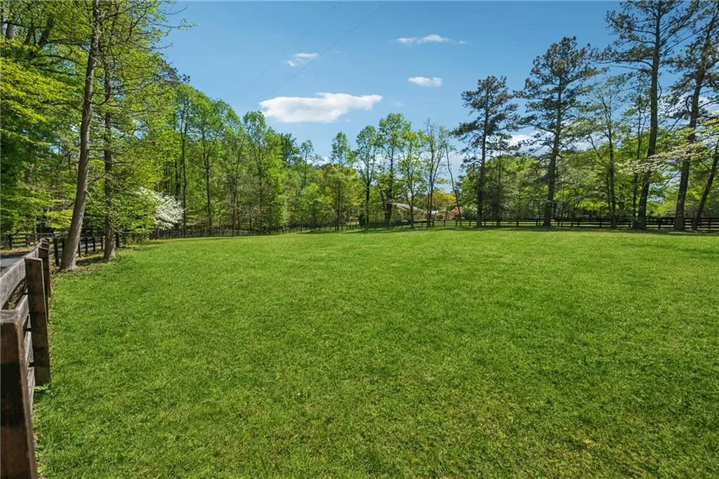 Milton, Georgia 30004, United States, 3 Bedrooms Bedrooms, ,3 BathroomsBathrooms,Residential,Pending,108685