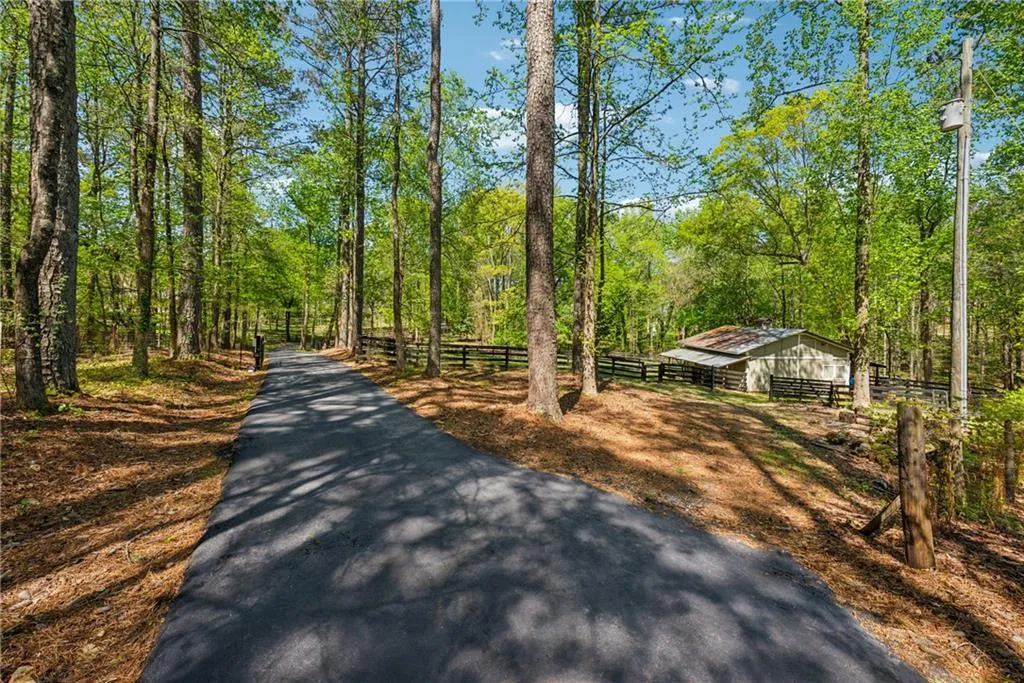 Milton, Georgia 30004, United States, 3 Bedrooms Bedrooms, ,3 BathroomsBathrooms,Residential,Pending,108685