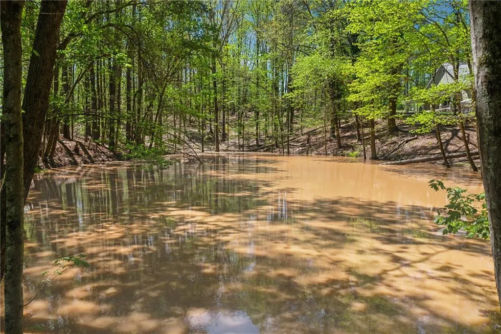 Milton, Georgia 30004, United States, 3 Bedrooms Bedrooms, ,3 BathroomsBathrooms,Residential,Pending,108685