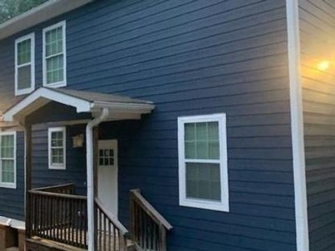 559 Woodlawn Avenue Atlanta GA 30318