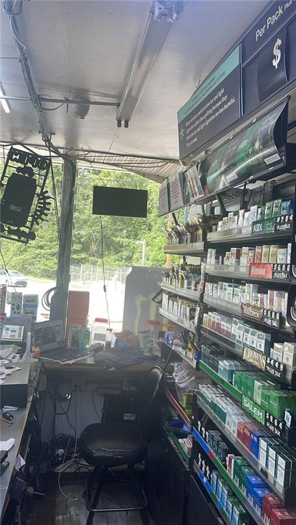 504 SE Highway-80