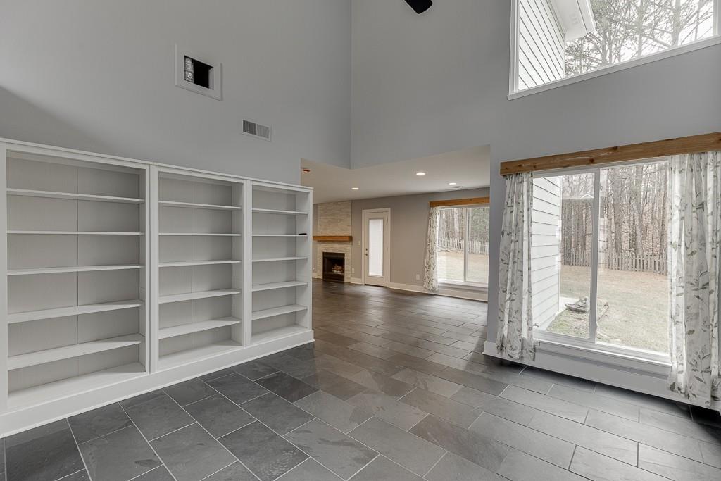 4040 Brushy Creek Way