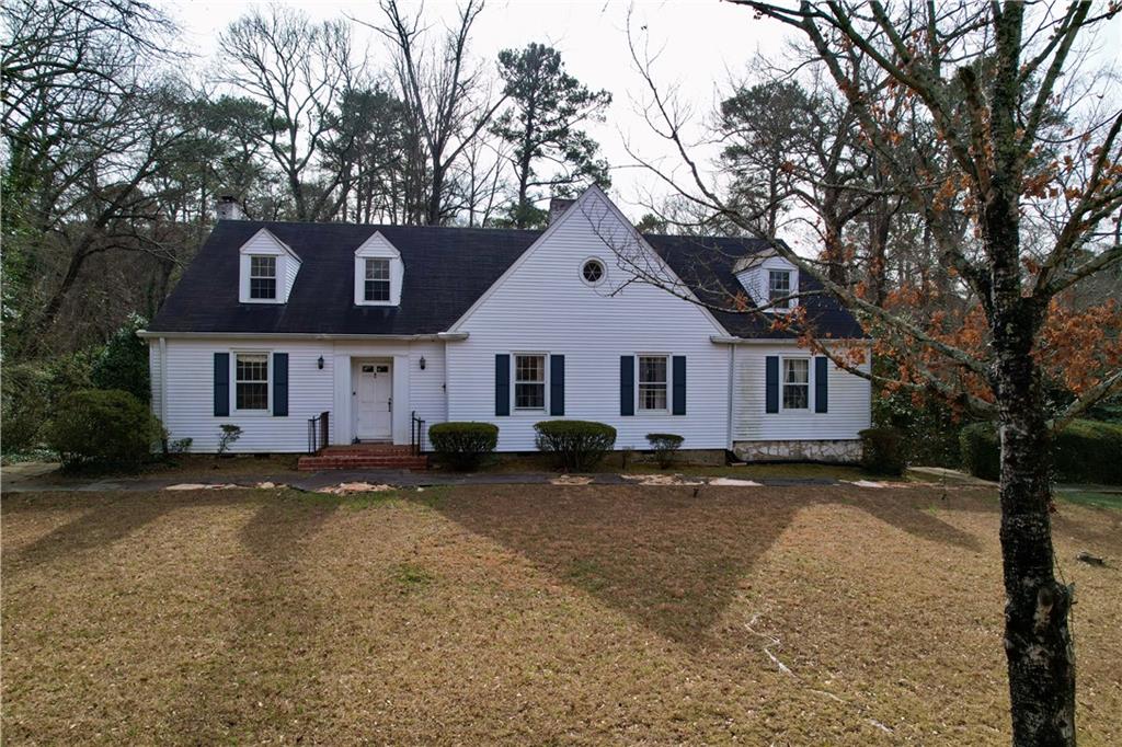 700 Heards Ferry Road