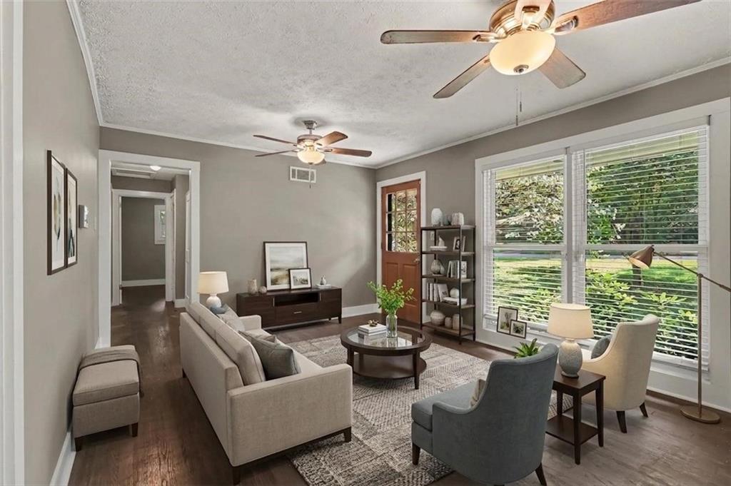 924 Greenbriar Place