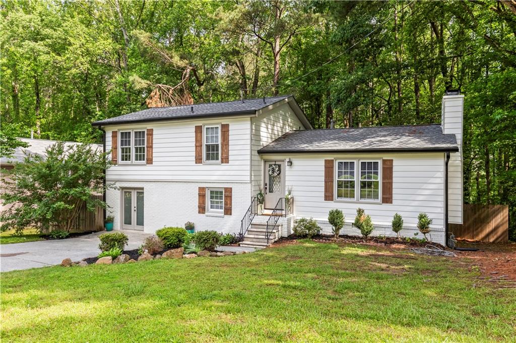 4723 N Springs Road, Kennesaw, Georgia image 2