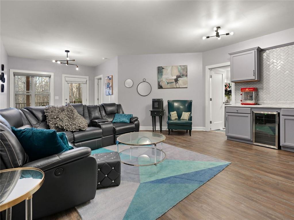 6260 Village Arbor Lane