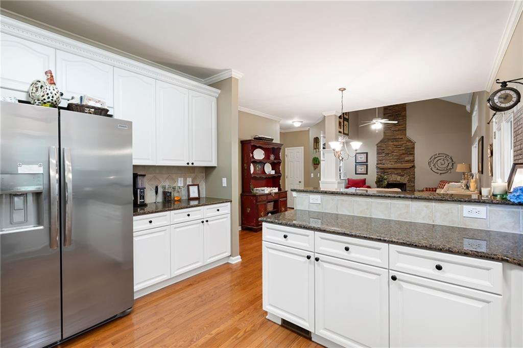 138 Knightwood Point, Acworth, Georgia image 17