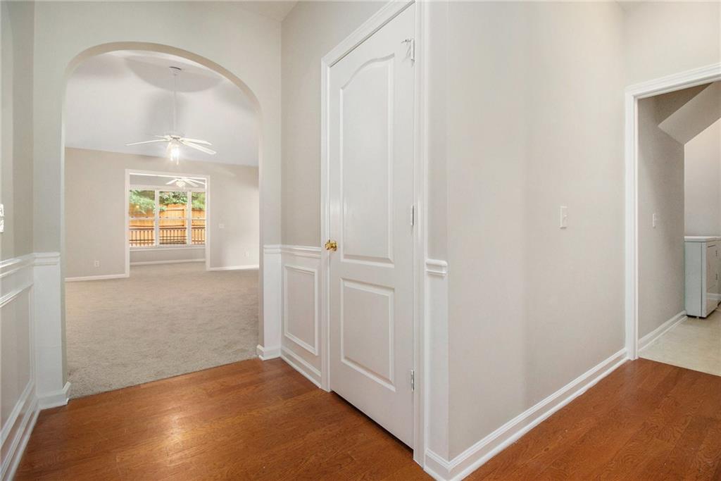 5317 Lakerock Drive SW